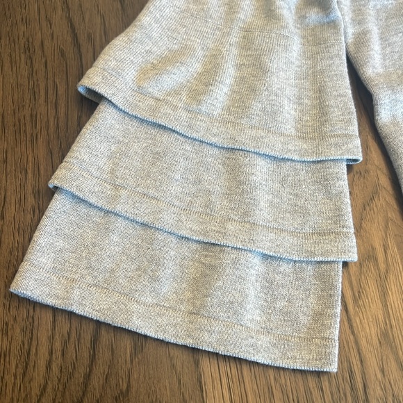 Tribal Women Large Gray Floral Embroidered Knit Ruffle 3/4 Sleeve Sweater - Picture 4 of 9